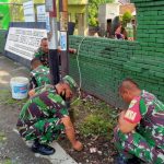 Peduli Lingkungan Bersih, Babinsa Koramil 0620-21/Suranenggala Laksanakan Kegiatan Bersih-bersih