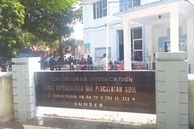 Inspektorat Segera Periksa Kabid Capil di Dinas Dukcapil Kab. Cirebon