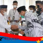 Ketua BAZNAS Kukuhkan Personalia Unit Pengumpul Zakat PGRI Cabang Kecamatan Se-Kabupaten Kuningan