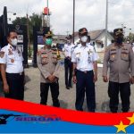 Kapolsek Jatisari Polres Karawang Giat Pengamanan Kunjungan Kerja Komisi V DPR RI Di Jembatan Timbang Balonggandu