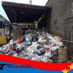 Warga Keluhkan Bau Busuk Sampah di Pasar Tradisional Desa Jatiwangi Kecamatan Jatisari Kabupaten Karawang