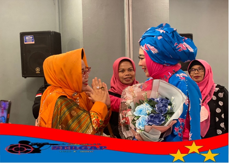 Anggota DPR RI Lisda Hendrajoni Hadiri Pre-Launching Batik Tingkuluak Ini Harapannya
