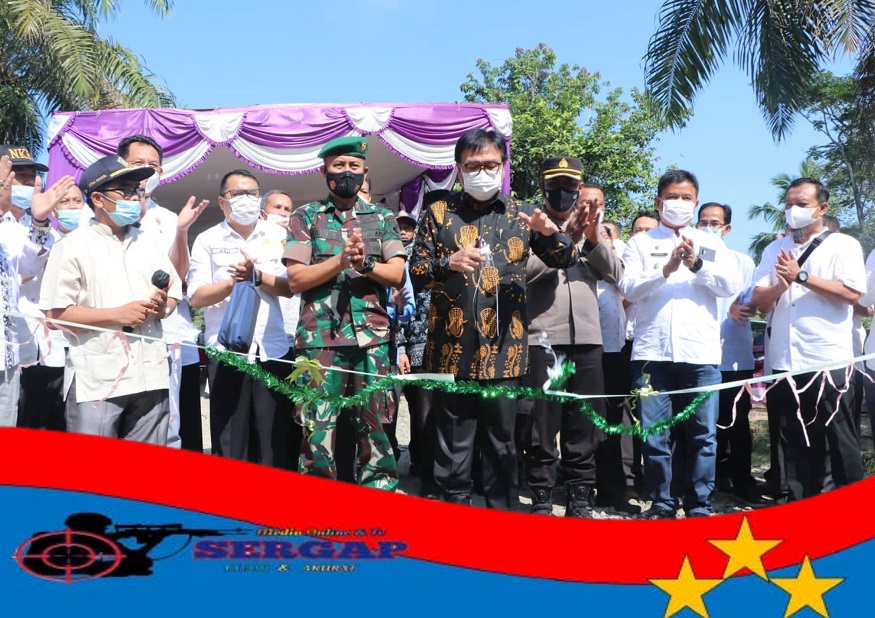 Pj. Bupati Muara Enim, Dr. H. Nasrun Umar, S.H., M.M., Meresmikan Peluncuran Jalan Tembus Simpang Aur - Muara Harapan Muara Enim