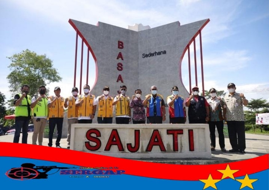 Bupati Kuningan H. Acep Purnama, MH.  Memfungsionalkan Jalan Lingkar Timur Sekaligus Peresmian Tugu Sejati