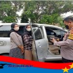 Polsek Pasawahan Polres Kuningan Polda Jabar IPTU Dadang Suprayogi S H., Melakukan Patroli Ngabuburit