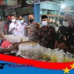 Kapolres Kuningan AKBP Dhany Aryanda S.I.K., Bersama Frokopimda Monitoring Ketersediaan Pasokan dan Harga Barang Kebutuhan Pokok di Pasar Ciawigebang