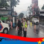 Patroli Rawan Sore Polsek Ciawi Antisipasi Kegiatan Warga Ngabuburit Jelang Buka Puasa