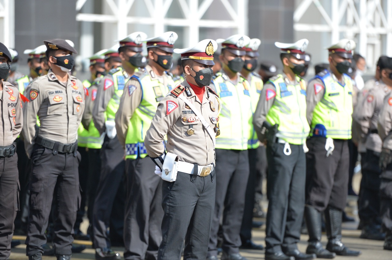 Kasat Lantas Polres Ciko AKP Triyono Menjadi Danup Pada Apel Gelar Pasukan Ops Ketupat Lodaya 2022