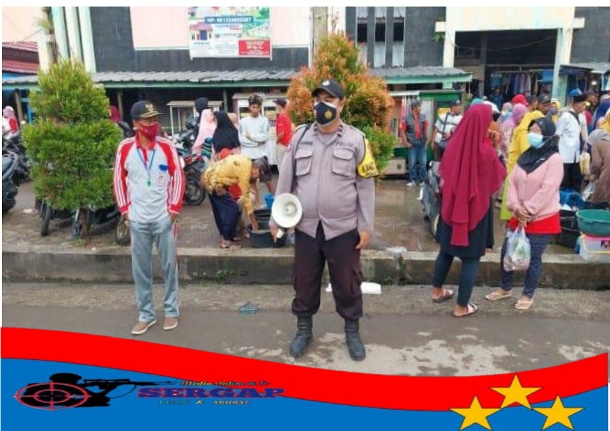 Blusukan ke Pasar, Personel Polsek Ciwaru Imbau Warga Waspadai Uang Palsu