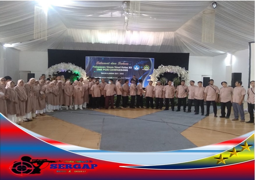 SMK PGRI Ciawigebang Kuningan Gelar Acara Perpisahan dan Pelepasan Siswa Kelas XII di Mayang Resto dan cafe-Ciporang