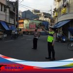 Polsek Cihideung Gelar Strong Point Pagi, Antisipasi Kerawanan dan Ciptakan Kamseltibcar Lantas