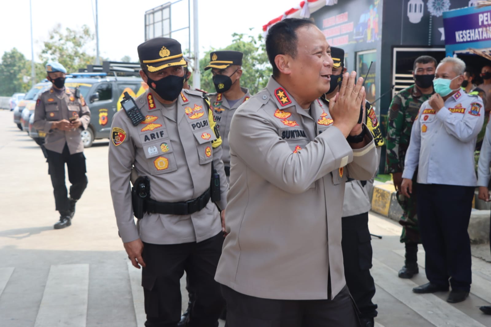 Pantau GT Palimanan, Kapolda Jabar Pastikan Arus Balik Berjalan Lancar