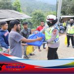 "Tim Ganjel" Tanjakan Gentong Dapatkan Apresiasi dari Polwan Polres Tasik Kota