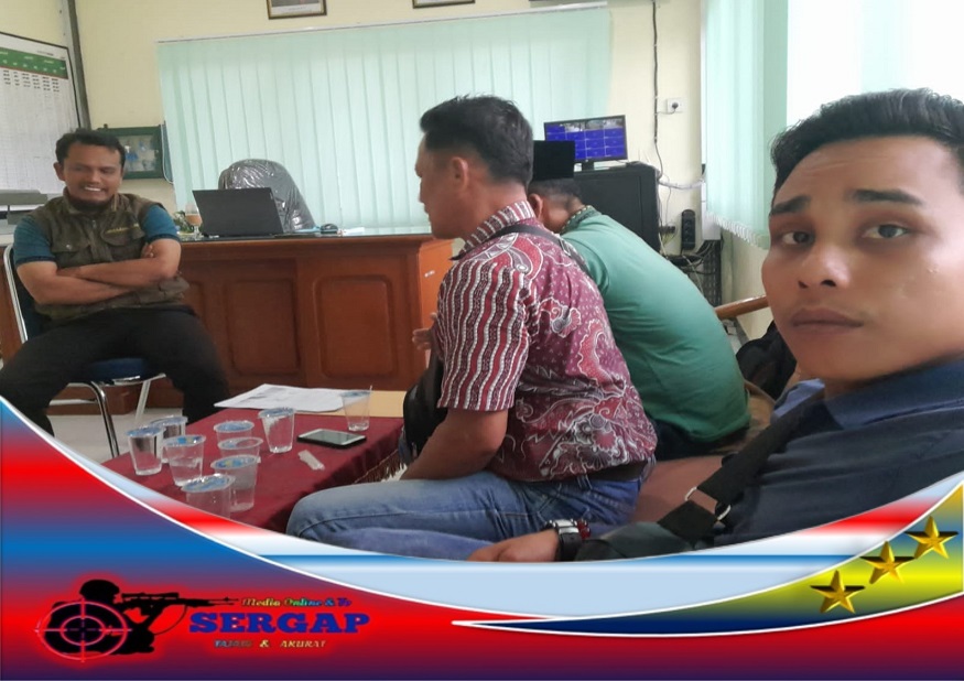 Tujuh penghulu adat Tapian Kandis minta PKS PT.Amp plantation keluarkan penambahan kontrak baru pengangkutan cangkang