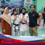 Harumkan Nama Minang Azka Dan Afza Memborong Medali Emas dan Perak Kejuaraan Ketua Umum Karate Cup I BKC Kota Tasikmalaya