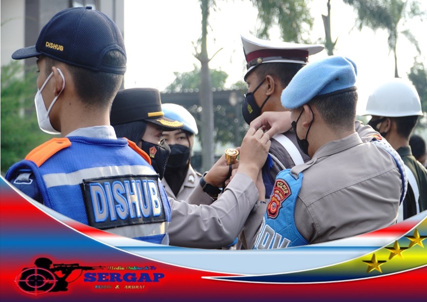 Polres Banjar Melaksanakan Apel Gelar Pasukan Ops Patuh Lodaya Tahun 2022