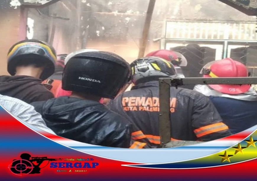 Satu Rumah Terbakar di Jalan Sersan Zaini