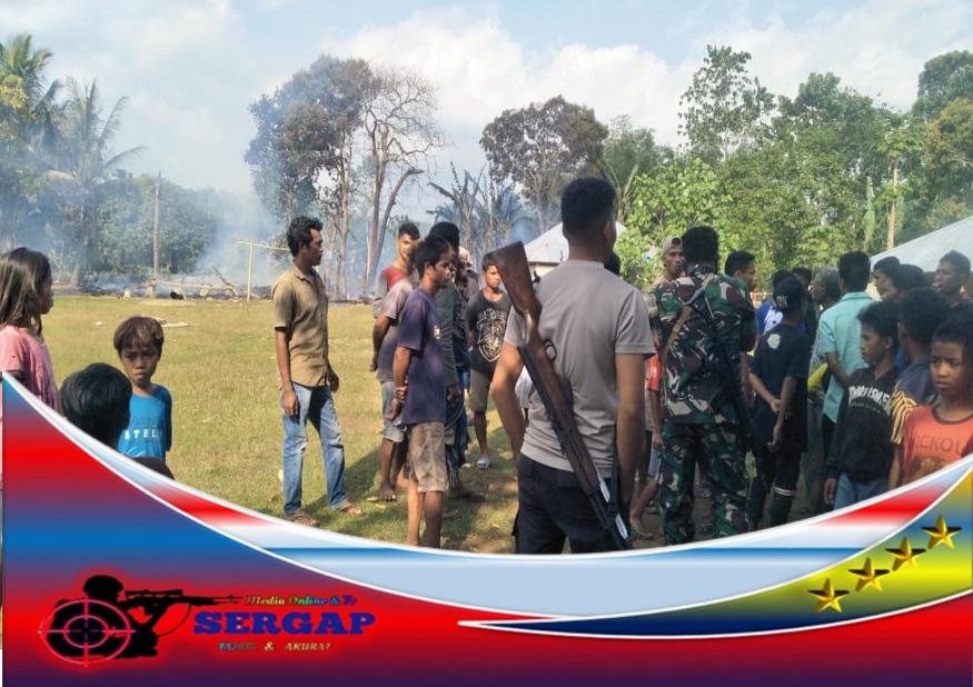 Terjadinya Keributan Antar Warga Yang Mengakibatkan 5 Buah Unit Rumah Terbakar Di Kampung Watu Kahale Desa Kodi