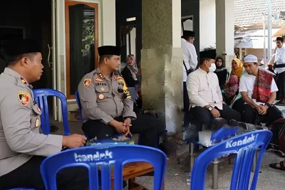 Desa Marong Menjadi Sasaran Kapolres Loteng Dengarkan Aduan Masyarakat Dalam Jumat Curhat