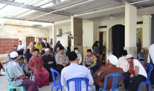 Desa Marong Menjadi Sasaran Kapolres Loteng Dengarkan Aduan Masyarakat Dalam Jumat Curhat