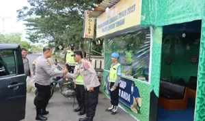 Kapolres Lombok Tengah Cek Kesiapan Anggota Pada Pos Pelayanan Praya