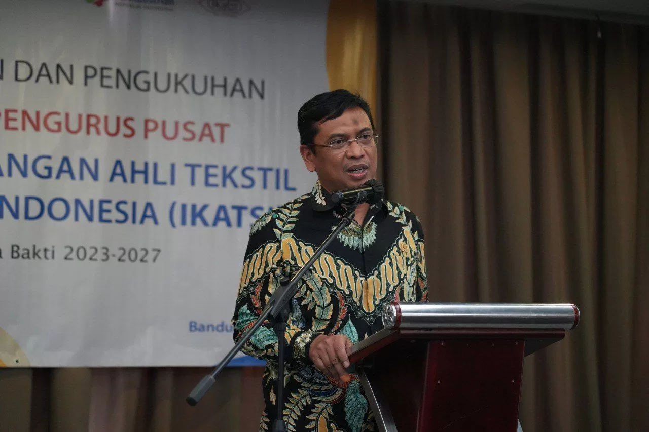 Tedy Rusmawan Hadiri Pelantikan dan Pengukuhan Pengurus IKATSI 2023-2027