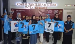 Partai Gelora Mengantarkan 43 Bacalegnya ke KPU Kota Cimahi