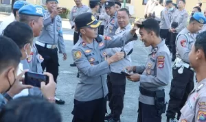 Secara Tak Terduga Wakapolres Bersama Kasi Propam Polres Lotara Lakukan Gatibplin Anggota