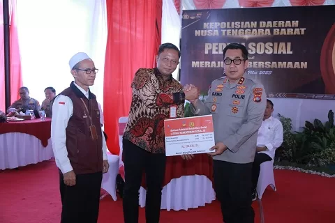 Polda NTB Salurkan Bantuan untuk Penyandang Disabilitas dan Lansia