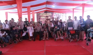 Polda NTB Salurkan Bantuan untuk Penyandang Disabilitas dan Lansia