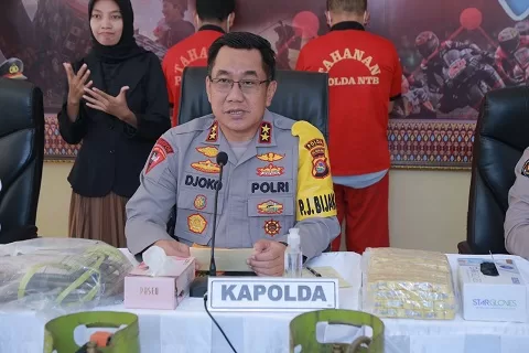 Dua Pria Terduga Pelaku Pengoplos Gas Elpiji Diamankan