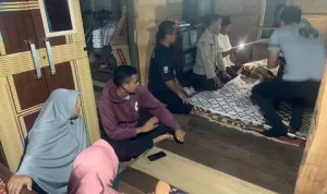 Penemuan Mayat di Sungai Banjar, Polres KSB Bantu Evakuasi