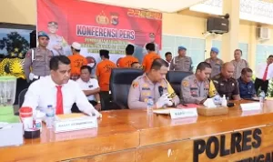 Polres Loteng Lakukan Pemusnahan Barang Bukti Hasil Ungkap Kasus dari April - Juni Tahun 2023