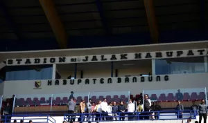 Ridwan Kamil Dampingi Presiden Tinjau Renovasi Stadion Si Jalak Harupat