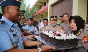 Turut Berbahagia di Hari Bhayangkara ke 77, Rombongan TNI Berkunjung ke Polda NTB