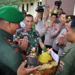 Turut Berbahagia di Hari Bhayangkara ke 77, Rombongan TNI Berkunjung ke Polda NTB