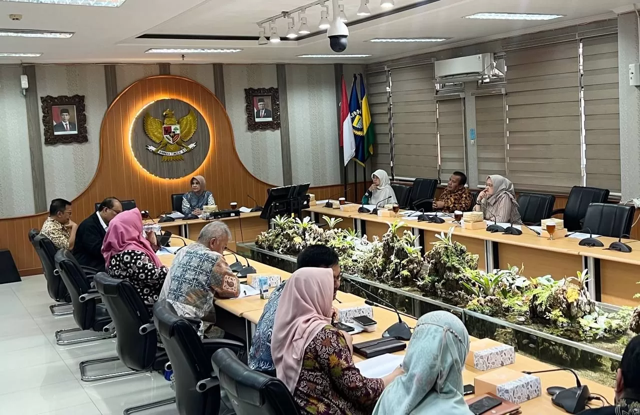 Ketua Pansus 3 DPRD Kota Bandung Gelar Raker Bahas Raperda Penyelenggaraan Pangan