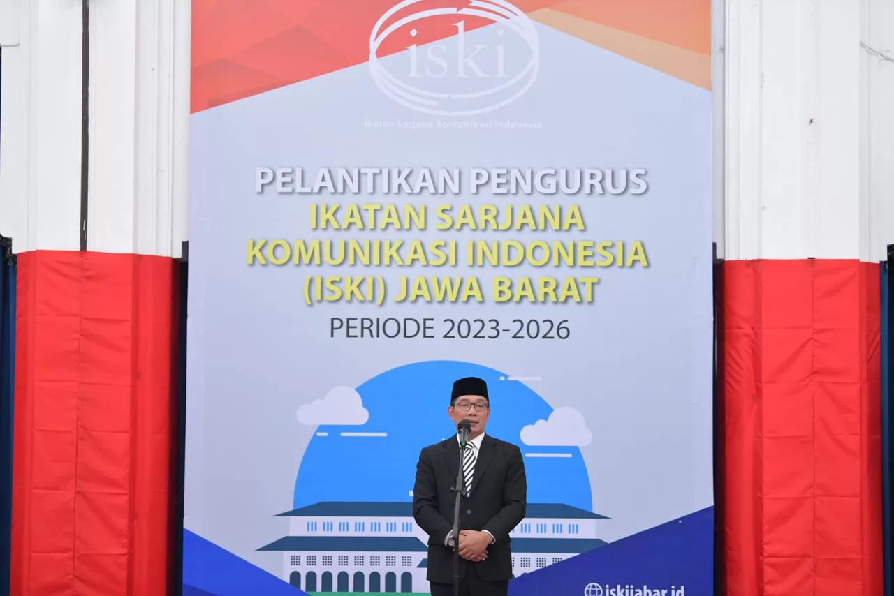 Lantik ISKI Jabar, Ridwan Kamil Ingatkan Tantangan di Era Disrupsi yang Semakin Cepat