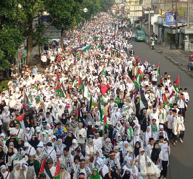 Safe Palestine!, Ribuan Massa Kota Cimahi Turun Ke Jalan (Long March) Suarakan Bela Palestina