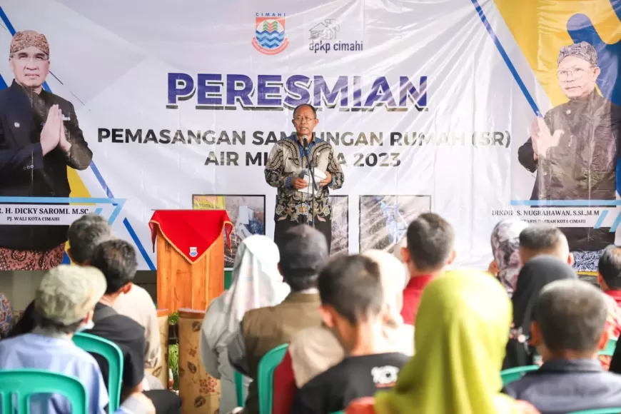 Pj. Wali Kota Cimahi Resmikan Pemasangan Sambungan Rumah (Sr) Air Minum Tahun 2023