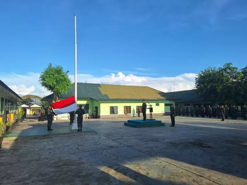 Tanamkan Sikap Disiplin, Kodim 1613/Sumba Barat Upacara Bendera,