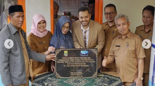 Wujudkan Sekolah Adiwiyata Pemkab Karawang Terus Lakukan Kolaborasi Pentahelix