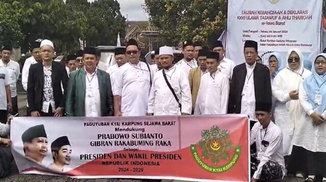 Paguyuban Kyai Kampung Se Jawa Barat Mendukung Pemenangan Capres Dan Cawapres Prabowo Subianto Dan Gibran Rakabuming