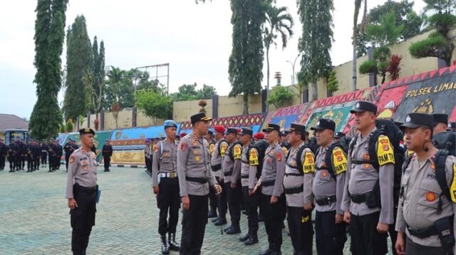 Kapolres Tanggamus Pimpin Apel Pergeseran Pasukan Pengamanan Pemilu 2024