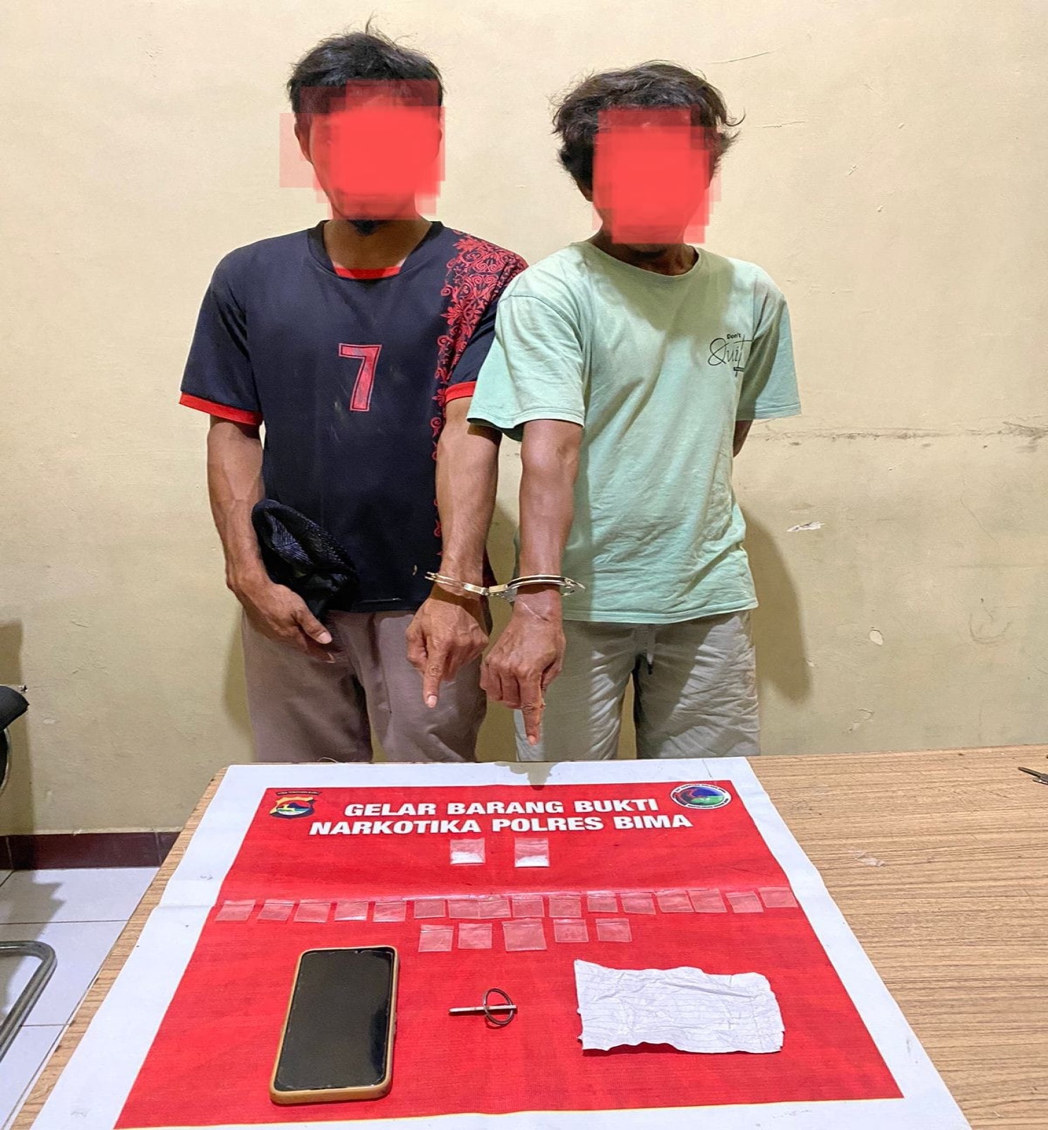 Hendak Transaksi Shabu di Depan Bandara Bima, Dua Pria Asal Langgudu Ditangkap Tim Opsnal Satreskoba Polres Bima