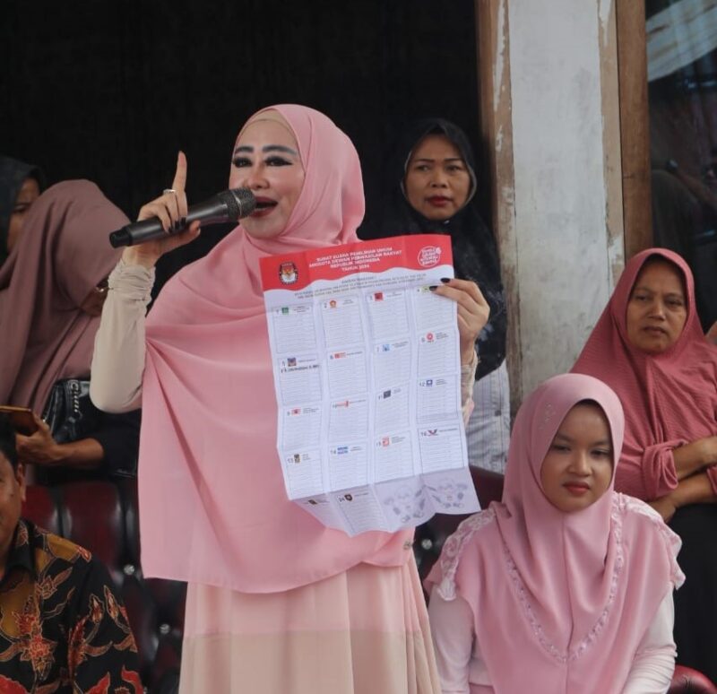 Srikandi Ranah Minang Lisda Hendrajoni di Pastikan Kembali Melenggang ke Parlemen