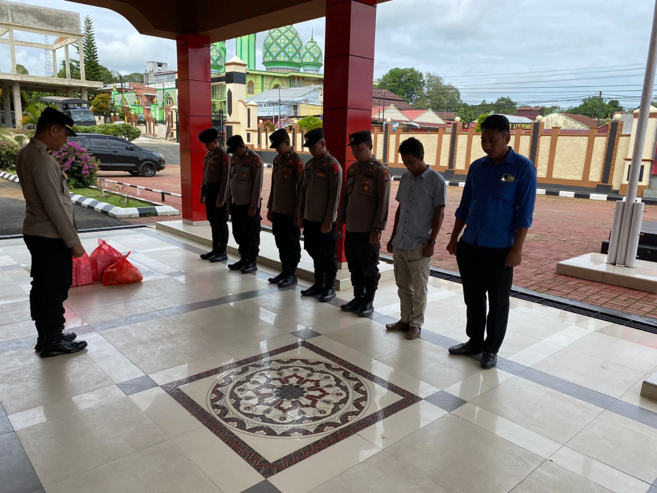 Giat Personel Polres Kutai Barat Laksanakan Pengamanan Tahapan Kampanye Caleg Pemilu 2024