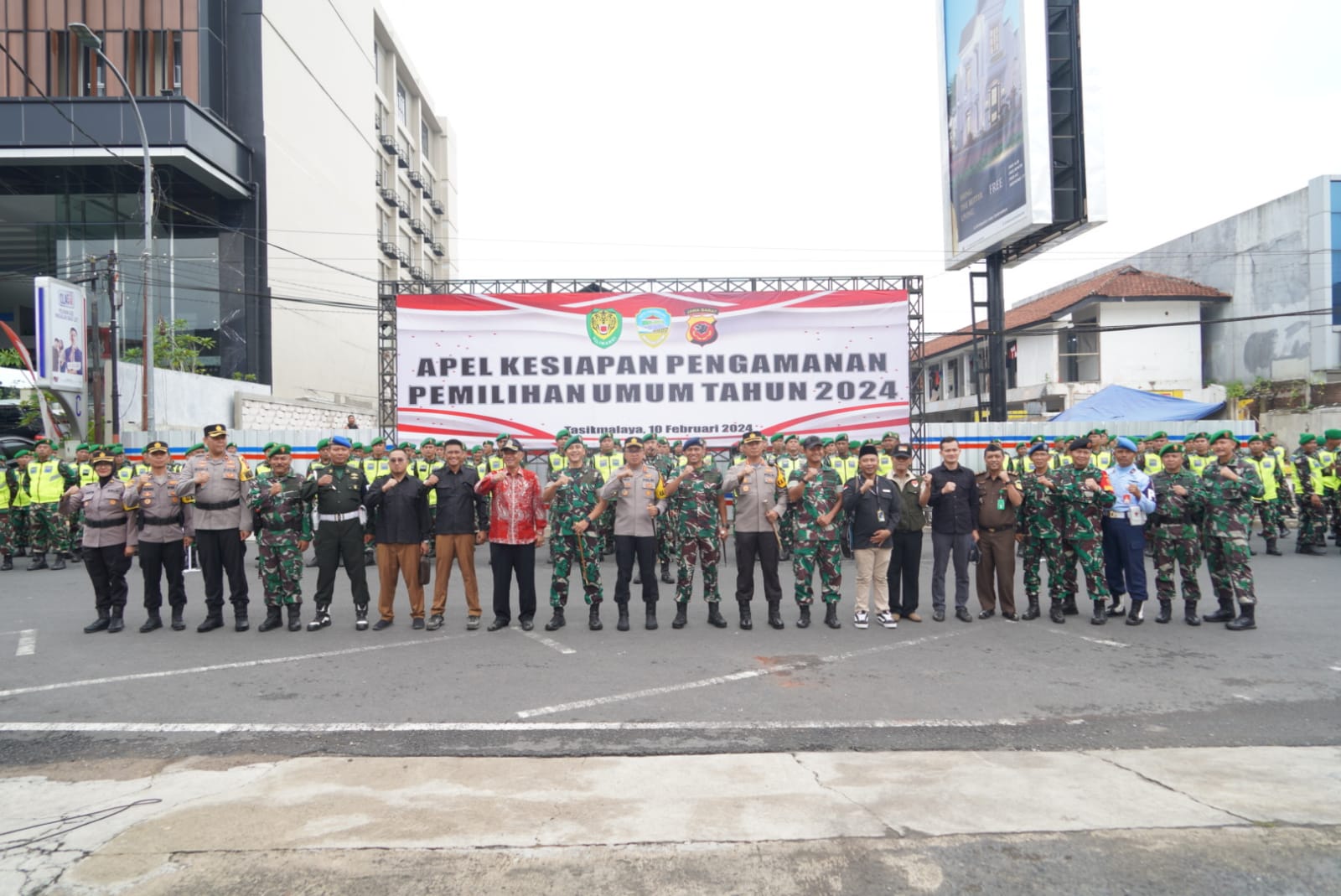 Apel Kesiapan Personel TNI-Polri dan Instansi Terkait dalam rangka Pengamanan Pemilu 2024 di Tasikmalaya
