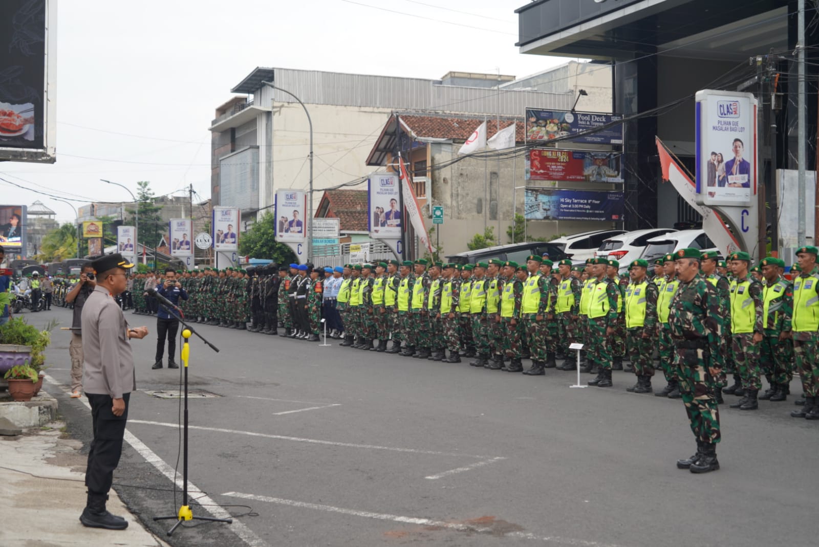Apel Kesiapan Personel TNI-Polri dan Instansi Terkait dalam rangka Pengamanan Pemilu 2024 di Tasikmalaya