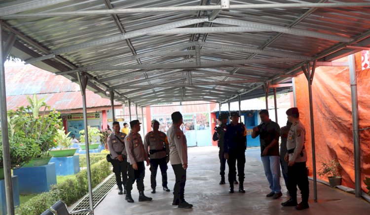 Pantau Langsung Pelaksanaan Pemungutan Suara, Kapolres Ajak Masyarakat Wujudkan Pemilu Damai